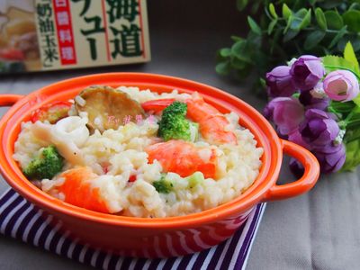 參考食譜 : 白醬海鮮燉飯【好侍北海道白醬料理】