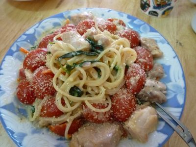 蕃茄雞肉義大利麵~好侍北海道白醬料理奶油