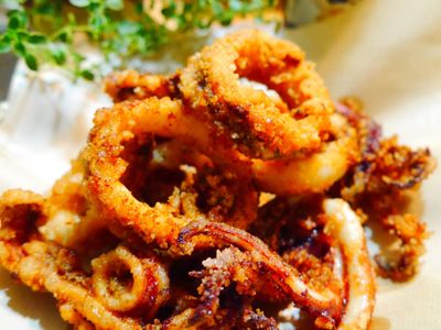 參考食譜 : 鹹酥魷魚圈