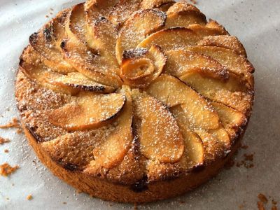 參考食譜 : 太妃糖玫瑰蘋果磅蛋糕