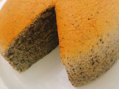 參考食譜 : 芝麻煉乳棉花蛋糕（第一次就上手有撇步）