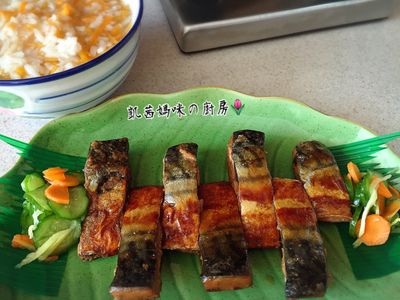 參考食譜 : ［電鍋版］佃煮鯖魚🎶