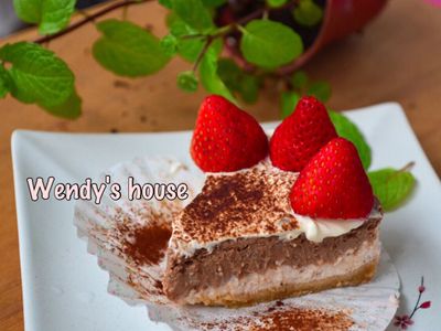 參考食譜 : 草莓X巧克力 乳酪蛋糕