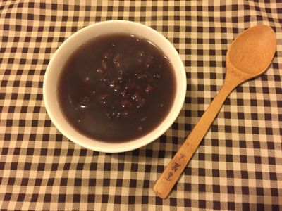 參考食譜 : 紅豆紫米粥（電子鍋懶人法）