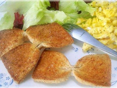 參考食譜 : 領結吐司♥
