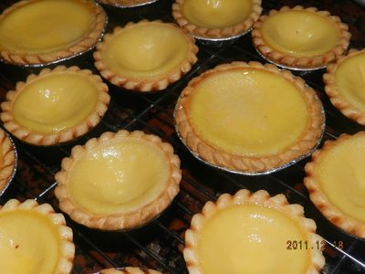 參考食譜 : ㄚ曼達的廚房~簡易蛋塔~初學者也可輕鬆做