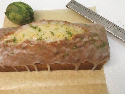 參考食譜 : ［吃甜甜］檸檬香爆表的糖霜檸檬磅蛋糕