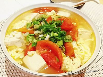 參考食譜 : 蕃茄豆腐蛋花湯