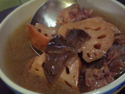 參考食譜 : 蓮藕湯