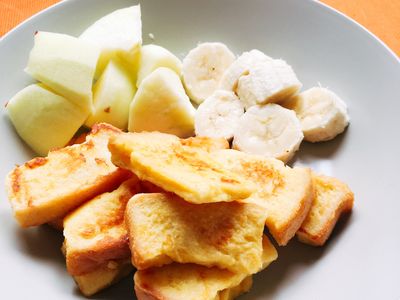 參考食譜 : <早餐>蜂蜜水果法式吐司