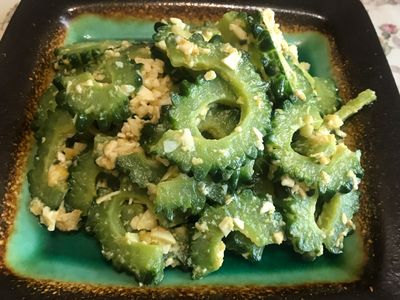 ♡ 山苦瓜炒鹹蛋 ♡