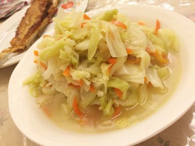 參考食譜 : 炒高麗菜（家常料理）