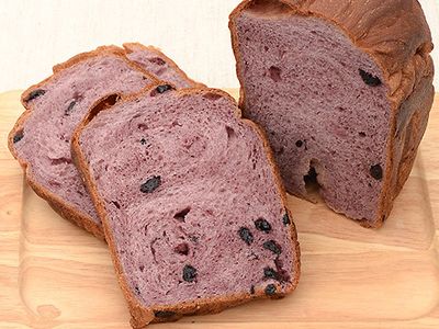 參考食譜 : 【Tomiz小食堂】紫薯葡萄乾吐司