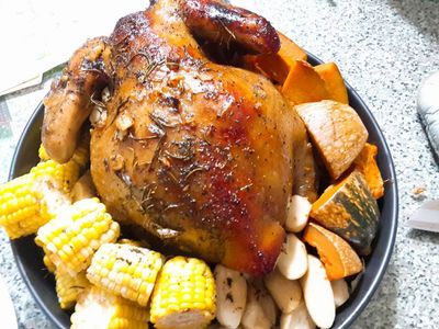 參考食譜 : 義式迷迭香烤雞大餐~