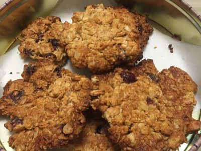 吃了會上癮👍🏻蜂蜜燕麥堅果餅🌰