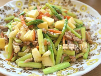 蘋果蘆筍豬肉絲