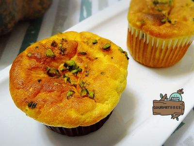 參考食譜 : 南瓜杯子蛋糕（簡單鬆軟化口版）