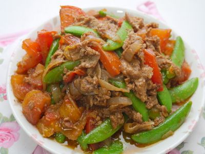 蕃茄炒肉片