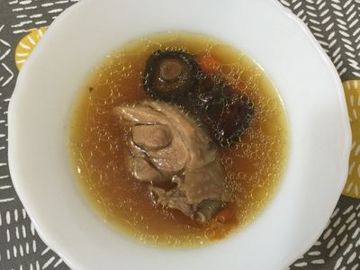 參考食譜 : 香菇雞湯🐔