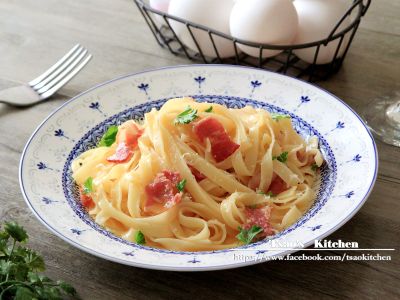 起司培根蛋黃義大利麵