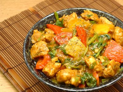 參考食譜 : 甜椒咖哩雞丼