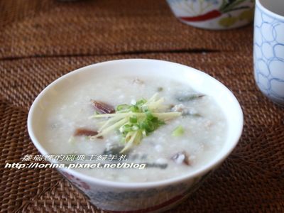 參考食譜 : 我的療癒系食補～皮蛋瘦肉粥