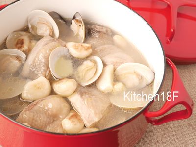 參考食譜 : 蛤蜊蒜頭雞湯_電鍋料理 湯頭濃郁秘訣