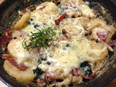 參考食譜 : 菠菜菇菇培根焗起司馬鈴薯