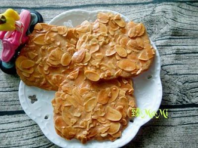 參考食譜 : 【電鍋版-杏仁瓦片】