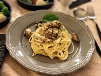 白醬蘑菇雞肉義大利麵 (露營OK)