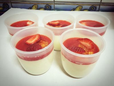 參考食譜 : 季節限定🍓-草莓奶酪