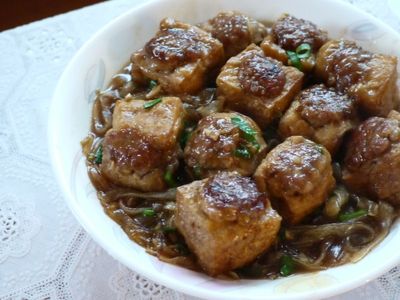 參考食譜 : 力力隨意煮-油豆腐鑲肉燴粉條