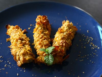 參考食譜 : 玉米片免炸雞柳條