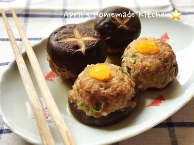 多汁的鹹蛋香菇鑲肉