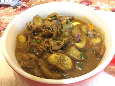 咖哩茄子牛肉