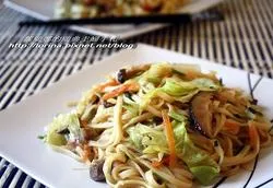 深夜食堂～古早味醬油炒麵