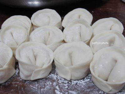 參考食譜 : 四款高麗菜豬肉餃造型