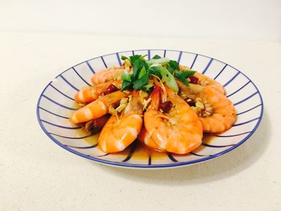 參考食譜 : 蒜辣啤酒蝦