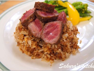 參考食譜 : ♥我的手作料理♥ 牛排炒飯