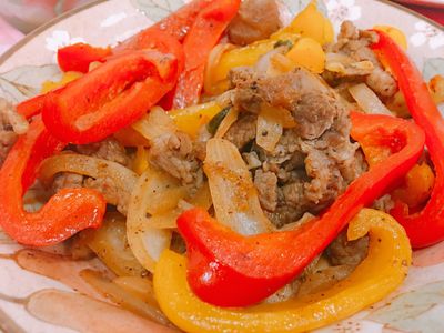 參考食譜 : 甜椒炒牛肉