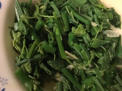 參考食譜 : 炒龍鬚菜