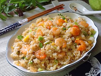 參考食譜 : 蝦仁蛋炒飯