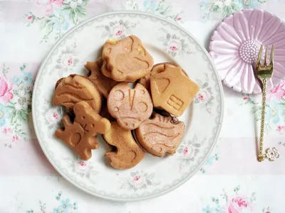 參考食譜 : 外酥內軟雞蛋糕