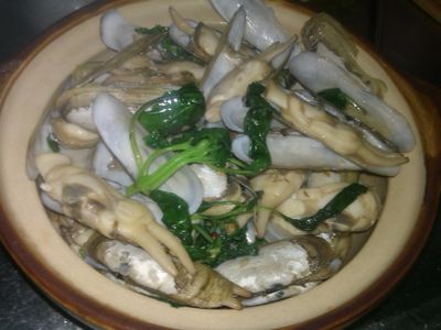 九層塔熱炒竹蛤