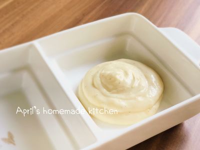 參考食譜 : 鮮奶油卡士達醬