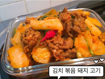 🇰🇷 ❤︎ 泡菜炒豬肉片 ❤︎ 🐷