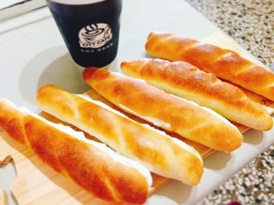 鮮奶油長條麵包