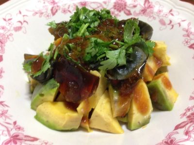 參考食譜 : 酪梨拌皮蛋