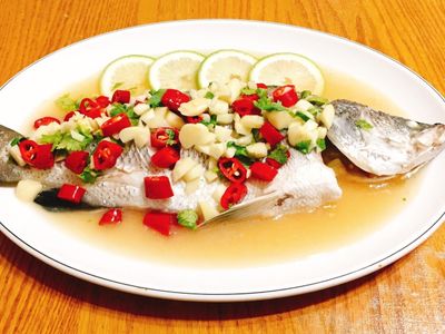 參考食譜 : 泰式檸檬魚Pla Neung Manao