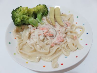 白醬鮭魚麵(無奶蛋白醬)